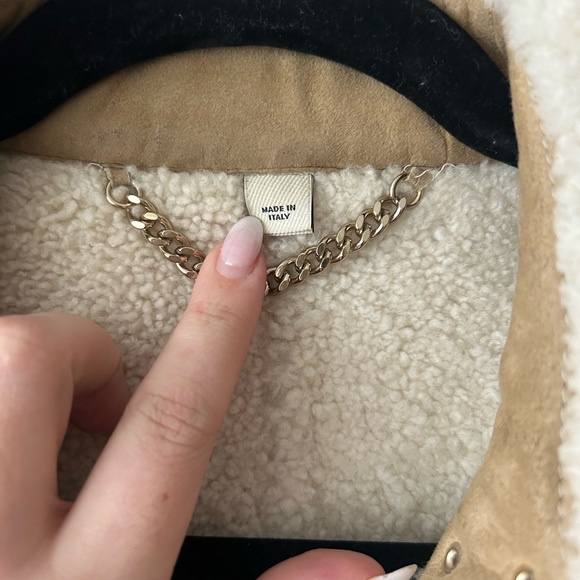 Burberry coat authentic - Picture 3 of 7